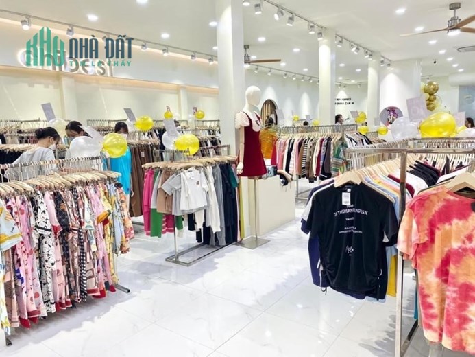 Bán nhà Mặt tiền Kha Vạn Cân - cách chợ Thủ Đức 2km, DT: 322m2(4.5/9x43m), giá 43.9 tỷ.