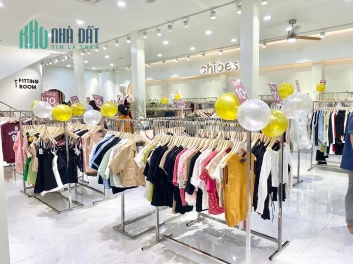 Bán nhà Mặt tiền Kha Vạn Cân - cách chợ Thủ Đức 2km, DT: 322m2(4.5/9x43m), giá 43.9 tỷ.