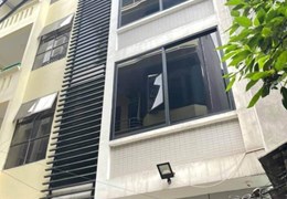 Bán nhà kinh doanh ngõ 76 Nguyễn Chí Thanh 62m2 5 tầng mặt tiền 7.3m giá rao bán 15 tỷ