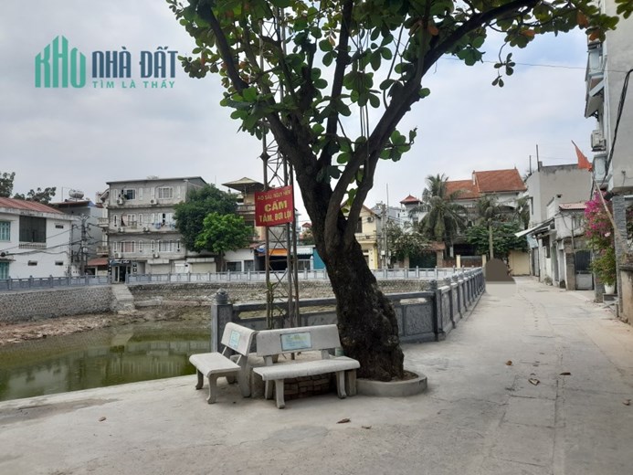 Nhỉnh 2 tỷ(bao phí), C4 36,2m2, mặt 4m, 1 nhà ra ô tô tránh,Thuỵ Phương-Đông Ngạc.