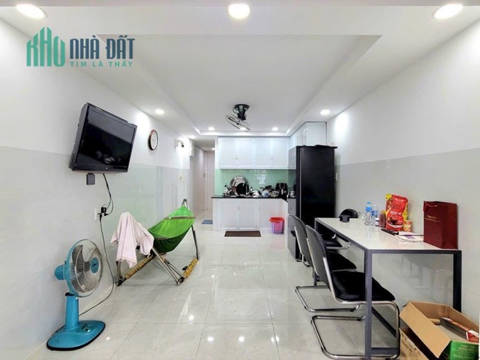 MT Đs 9 - P9 - GÒ VẤP. 5 TẦNG 38M2 ( NỞ HẬU )  ĐANG CHO THUÊ 15TR/THÁNG.GIÁ NGỘP 4 TỶ 99. SỔ RIÊNG