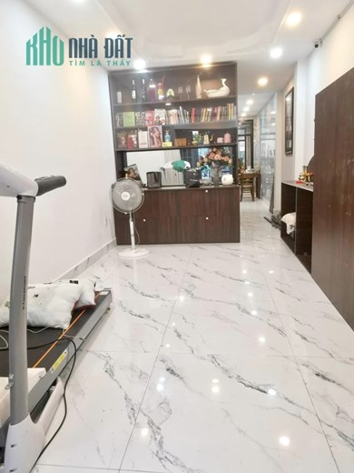 HXH ĐẬU CỬA NGAY LÊ VĂN KHƯƠNG QUẬN 12 - DTS.83M2, 2 TẦNG - NHÀ ĐẸP NỘI THẤT SANG XỊN - DỌN VÀO Ở