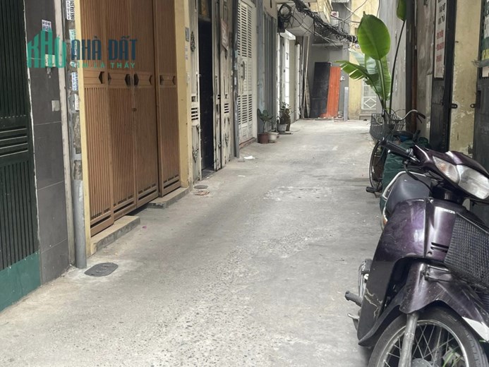 💥Bán nhà Trần Quý Kiên, Cầu Giấy, 33m2 sẵn C4, Ô tô 25m, chỉ 4.4 tỷ💥
