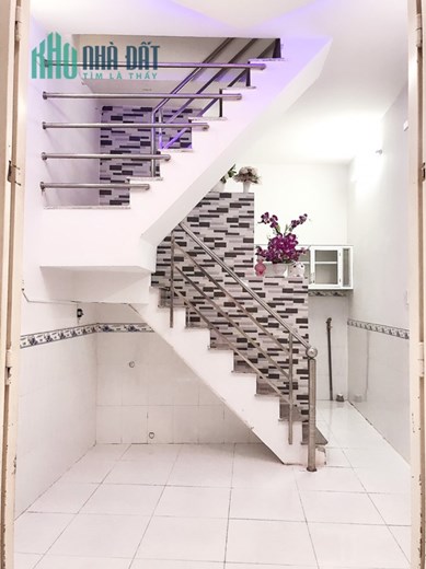 BÁN NHÀ 1 TRỆT 1 LẦU ĐƯỜNG PHÚ ĐỊNH, P16, QUẬN 8