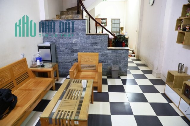 Ô tô tránh kinh doanh Gia Quất 60m2, nhỉnh nhẹ 6 tỷ Long Biên Hà Nội.