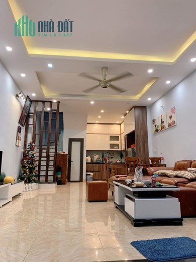 THANG MÁY, KD, NHÀ MỚI, VỈA HÈ Ô TÔ TRÁNH 60M X 6 TẦNG – ĐẠI LA, MINH KHAI
