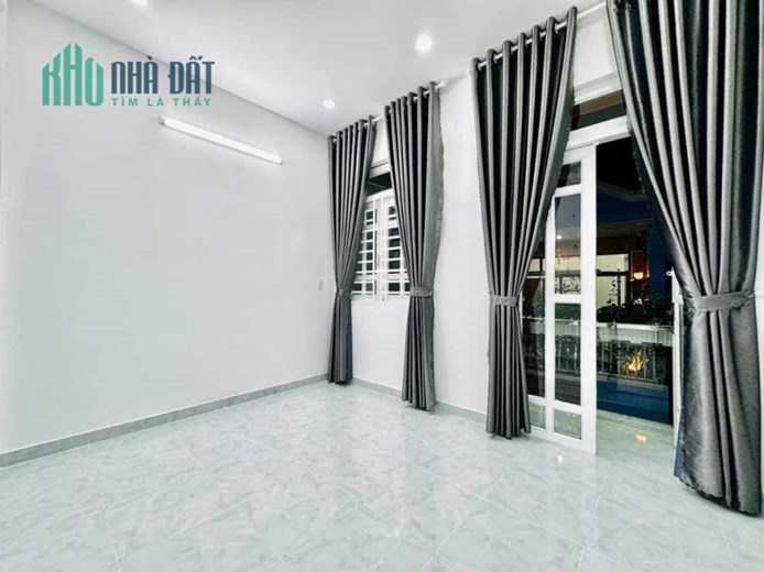 BánNhà mới100% NguyễnVănLượng P17 GòVấp DTSD120M 3tầng Giá4tỷ53 FullNT