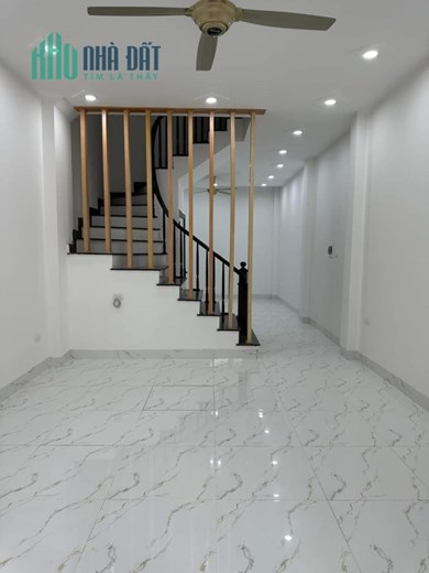 BÁN GẤP NHÀ LƯƠNG KHÁNH THIỆN. DT 50M 5T -N THÔNG - Ô TÔ đỗ cửa. CHỈ 5 TỶ 9