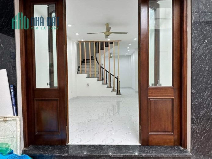 BÁN GẤP NHÀ LƯƠNG KHÁNH THIỆN. DT 50M 5T -N THÔNG - Ô TÔ đỗ cửa. CHỈ 5 TỶ 9