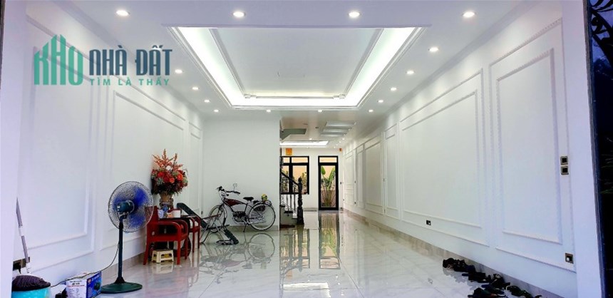 Bán nhà MP CẦU GIẤY – vỉa hè – Mặt tiền rộng –kinh doanh 60m x6T MT 6m 18.8tỷ