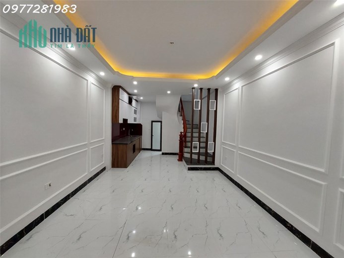 Bán gấp nhà Nhổn, 35x5 tầng, lô góc, morning, giá 3.6 tỷ
