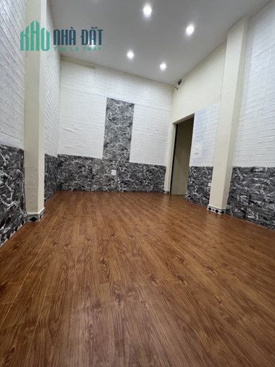 BÁN GẤP NHÀ VĂN HƯƠNG, 20m2x 3T, MT4.6m, Ô TÔ ĐỖ CỔNG, LÔ GÓC, KINH DOANH, CHỈ HƠN 1 TỶ