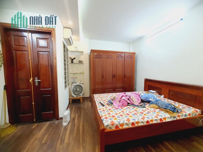 BÁN NHÀ ĐỘI CẤN, BA ĐÌNH, Ở NGAY, 38M2 5T MT4.5M, GIÁ 4.6 TỶ