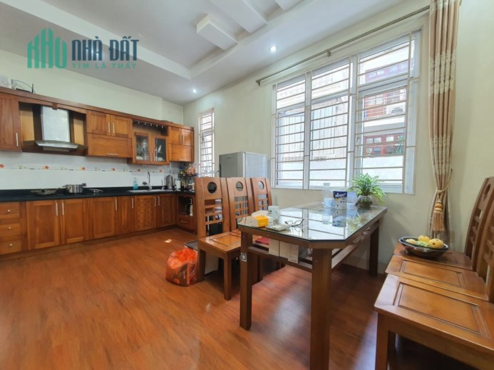 Bán nhà phân lô Kim Ngưu 50m2, 4 Tầng, MT 6,5m, Lô góc vỉa hè – ô tô tránh giá 7,x tỷ