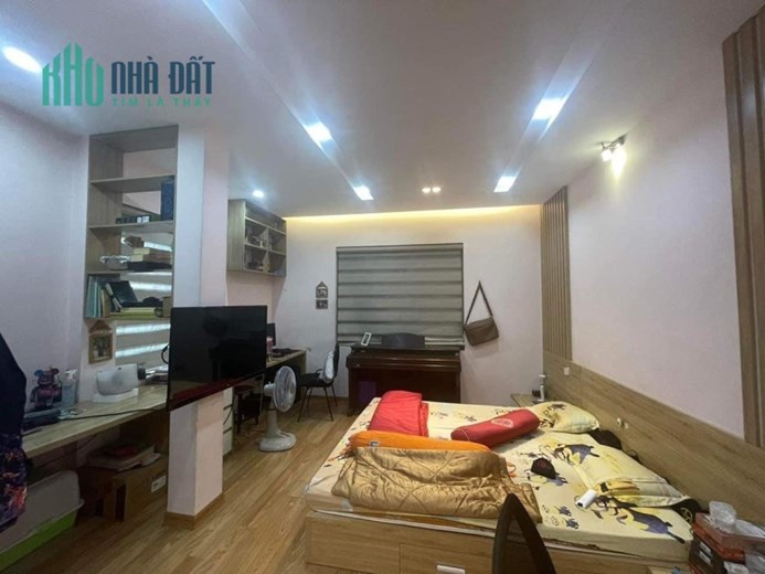 BÁN NHÀ HỒ ĐẮC DI, LÔ GÓC, 15M RA PHỐ, 50M2 MT5M, GIÁ 5.7 TỶ