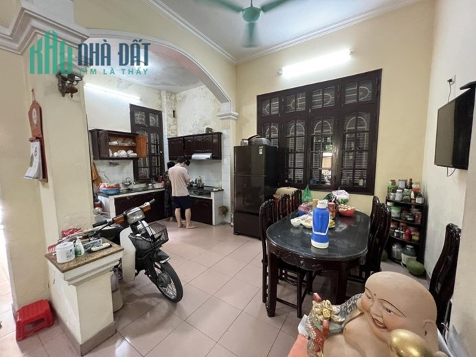 Bán nhà mặt phố Mai Anh Tuấn Đống Đa 45m 5 tầng lô góc 2 thoáng ô tô kinh doanh 10.tỷ lh 0817606560