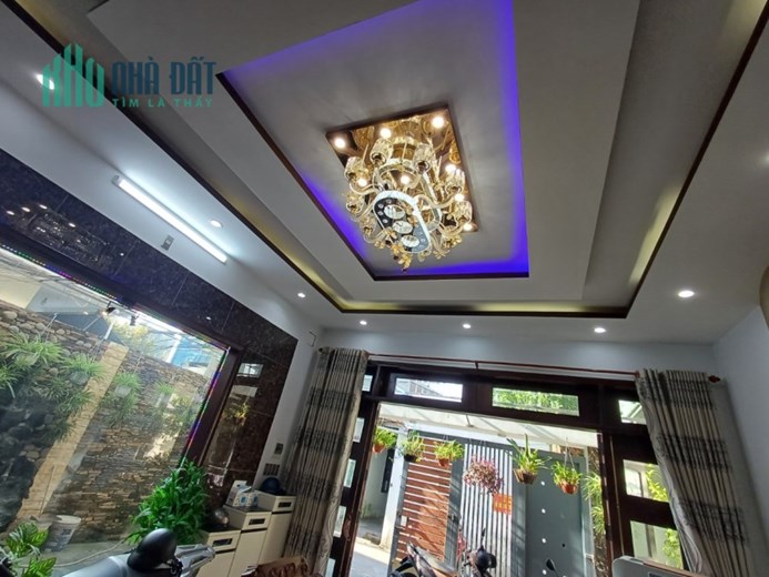 BIỆT THỰ ĐẲNG CẤP SÂN VƯỜN ĐẤT RỘNG, MẶT TIỀN RỘNG 8M, GẦN TTHC Q.THANH KHÊ, TP ĐÀ NẴNG