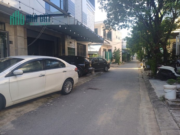 BIỆT THỰ ĐẲNG CẤP SÂN VƯỜN ĐẤT RỘNG, MẶT TIỀN RỘNG 8M, GẦN TTHC Q.THANH KHÊ, TP ĐÀ NẴNG