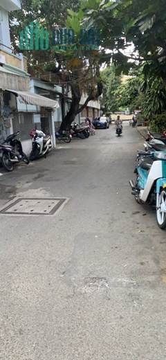 BÁN NHÀ CHÍNH CHỦ 3 TẦNG BTCT , XE HƠI ĐỖ CỬA ,  6.6 TỶ