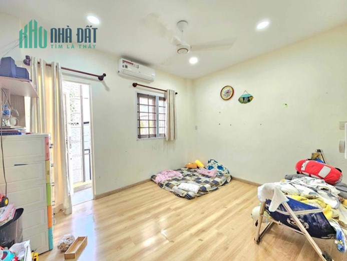 Bán nhà hẻm 3m gần bình thạnh - Dương Quảng Hàm 35m 3lầu 4.2 x 9 giá 3.75 tỷ Phường 5 Gò Vấp