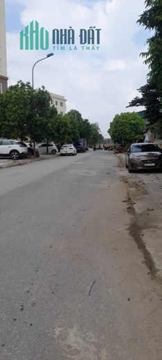 ĐẤT CHÍNH CHỦ - GIÁ TỐT - Cần Bán Nhanh Tại Phường Quảng Thành, TP Thanh Hóa