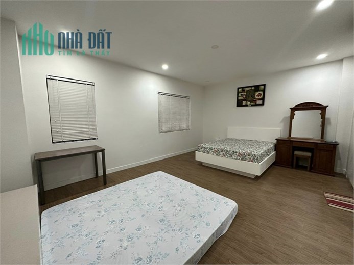Nhà phố mặt tiền tại dự án Lakeview City - View hồ đẹp tại Sài Gòn.