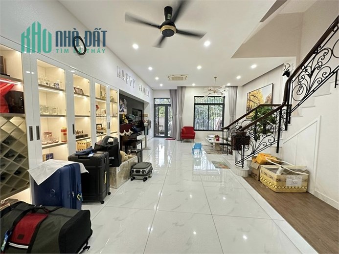 Bán nhà phố mặt tiền tại dự án Lakeview City - Cuộc sống lý tưởng tại Sài Gòn.