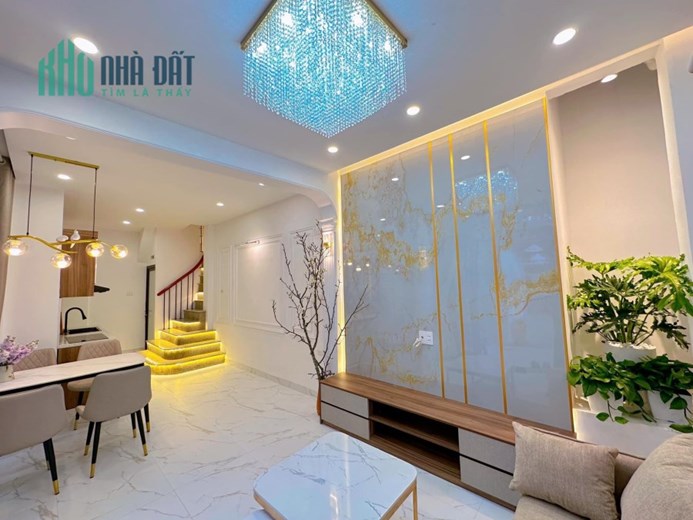 Bán nhà mặt ngõ Cự Lộc 51m x 4 tầng, mt: 6m
Giá chào: 5.28 tỷ thương lượng