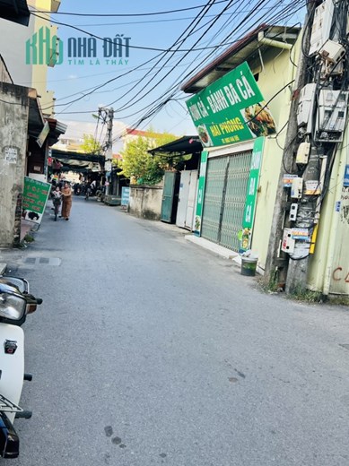 Gia đình cần bán mảnh đất 30 m2 Yên Nghĩa, ô tô đỗ cửa giá 1,5 tỷ