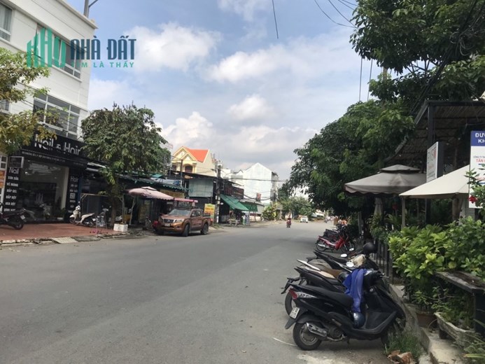 Bán Biệt Thự Lô Góc 2 Mặt Tiền Khu Bên Sông Hiệp Bình Chánh 150m2 Giá 13.5 Tỷ