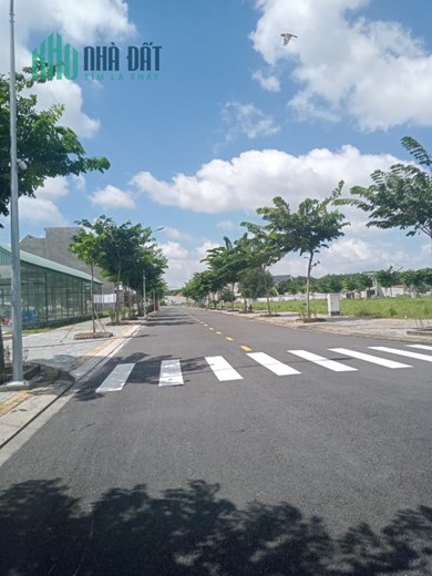 Bán Đất Ngay Ngã Tư Khánh Bình Tân Uyên