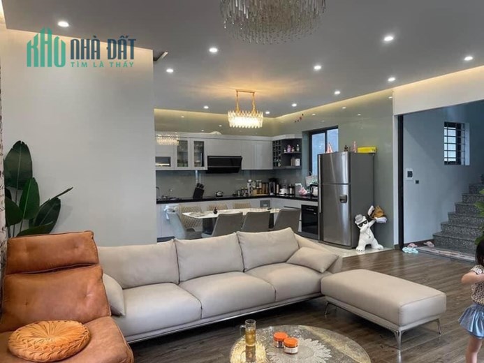 NHÀ ĐẸP LÔ GÓC LONG BIÊN 95M X 4TẦNG, MẶT TIỀN 9.3M, FULL NỘI THẤT