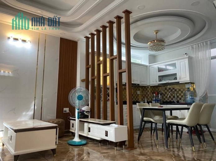 BÁN NHÀ 5 TẦNG - 4 CHỖ TỚI NHÀ - NGANG HIẾM HƠN 5M- FULL NỘI THẤT CAO CẤP - KẾ BÊN ĐẠI HỌC