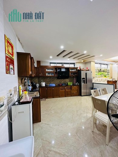 ♪ Biệt thự Thanh Khê Hà Huy Tập, Ô tô trong sân, 137m2, ngang 8, 3 mê, còn Mới