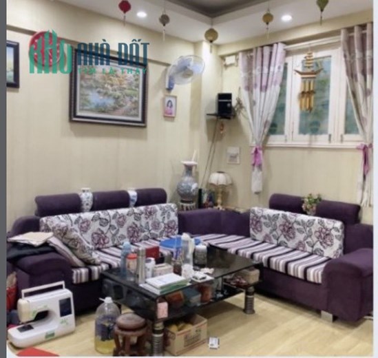 Bán nhà tập thể ngõ 215 phố Tô Hiệu 55m2,2 ngủ,1wc ,tầng 4  giá 1,55 tỷ