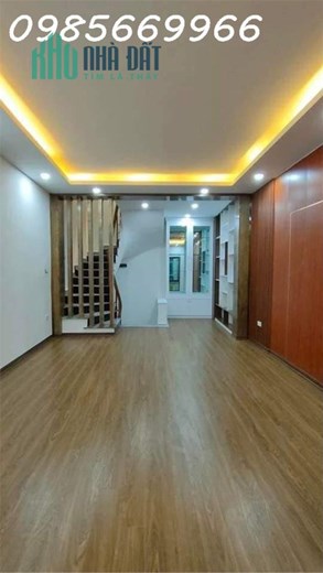 Giá đầu tư  , nhà Quan nhân , ô tô , nội thấy đẹp Mỹ mãn ,40 m  nhỉnh 5 tỷ