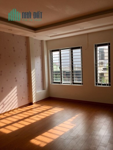 Bán gấp nhà mặt phố Nguyễn Phúc Lai KD ÔTô 58m 6Tg MT 4,2m chỉ 12,9 tỷ LHCC.
