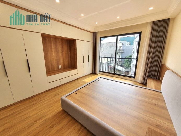 Bán gấp nhà phố Nguyễn Lương Bằng Full nội thất 48m 5Tg MT 6,4m chỉ 5 tỷ LHCC.