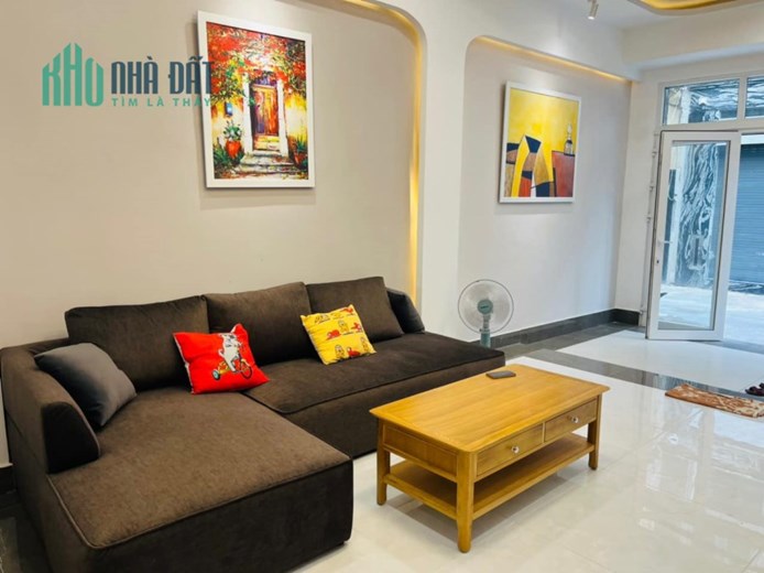 Bán Nhà Đẹp 4 Tầng HXH Đ.Trường Sa.Phú Nhuận- 62 m2 -Nở Hậu- 4,1 x15m- Giảm Chào : 11,3 Tỷ