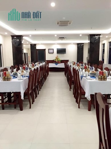 CHÍNH CHỦ BÁN KHÁCH SẠN 3 SAO 11 TẦNG 70 PHÒNG TẠI VINH, NGHỆ AN