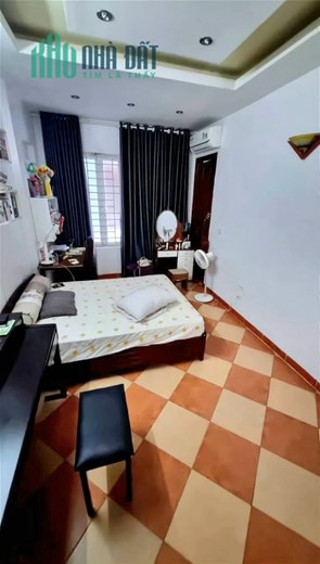 bán nhà ngõ 245 Lạc Long Quân (Tây Hồ) - 3 mặt thoáng - ngõ trước nhà 3,1m