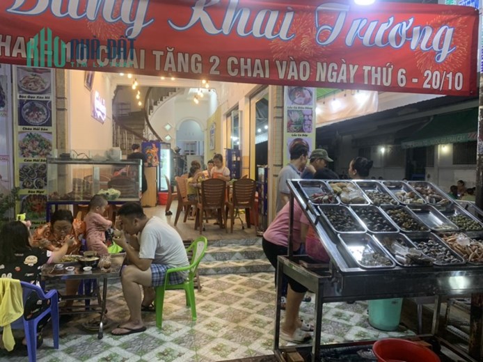 Sang Nhượng Mbkd Quán Ăn 2mt Giá Tốt Nhất Khu Vực Tân Phú