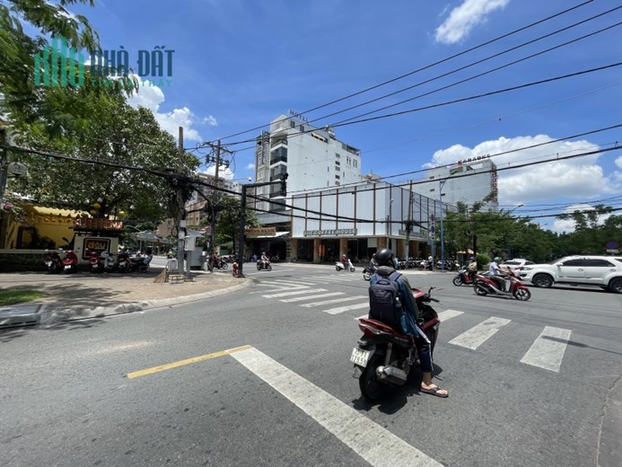 MẶT TIỀN TÂN BÌNH - KHU BÀU CÁT- NGANG BỀ THẾ (6.5x22) GẤP BÁN