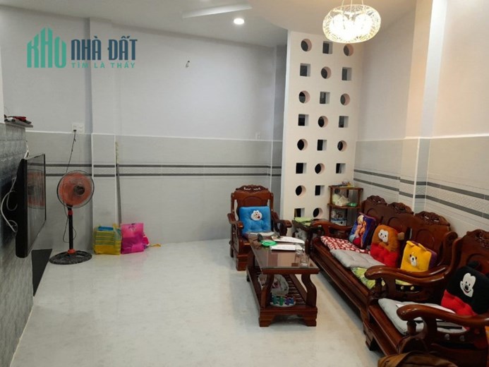 NHÀ ĐẸP BÁN GẤP Ở NGAY GIÁP BÌNH THẠNH, 40M2 NGAY CHỢ GÒ VẤP, 2 TẦNG 3PN