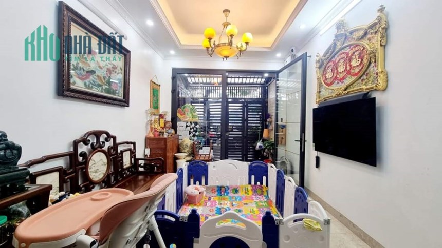 MẶT PHỐ MAI ANH TUẤN  - VIEW HỒ HOÀNG CẦU - 6 TẦNG THANG MÁY. 50M X 6T. GIÁ 19 TỶ