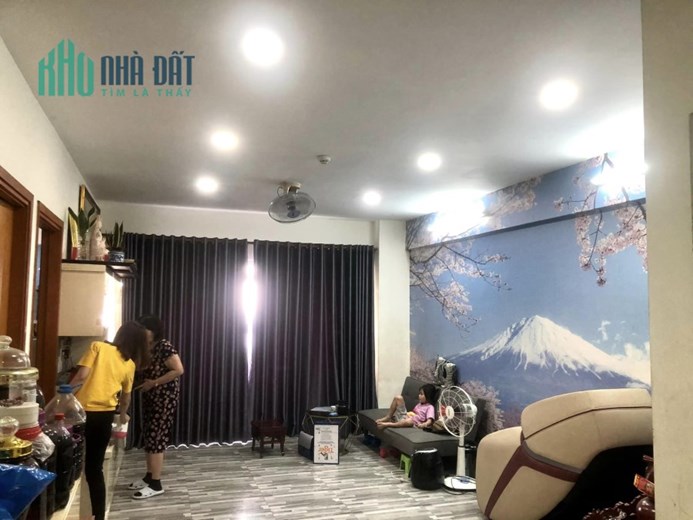 NHỈNH 4 TỶ. CÁCH MẶT TIỀN CHỈ 15M- NHÀ MỚI VÀO Ở NGAY- NGANG KHỦNG HƠN 11M- KHU DÂN CƯ HIỆN HỮU-
