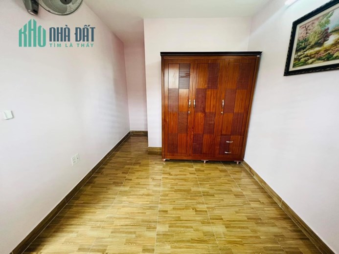 SIÊU HIẾM PHƯỜNG 5 GIÁP BÌNH THẠNH, 42M2, 3 TẦNG SÂN THƯỢNG 3PN, CĂN GÓC 2 MẶT SIÊU THOÁNG