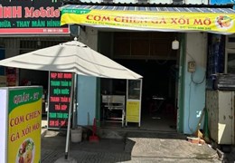 Cần sang lại quán cơm gà xối mỡ, vẻ hè rộng rãi tại 445 Lê Thị Riêng Thới An, q.12, tp.HCM