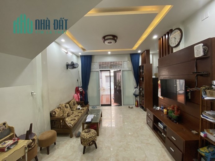♥ Nhà Ông Ích Khiêm, gần Mặt Tiền, Kiệt Ô tô, 45m2, 3 tầng, nhỉnh 3 tỷ
