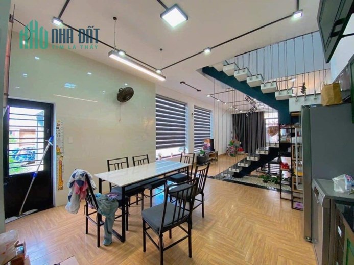 ♥ Mặt Tiền đường 5.5m đối Diện ĐH Sư Phạm, 78m2, 4 tầng mới đẹp, nhỉnh 4 tỷ
